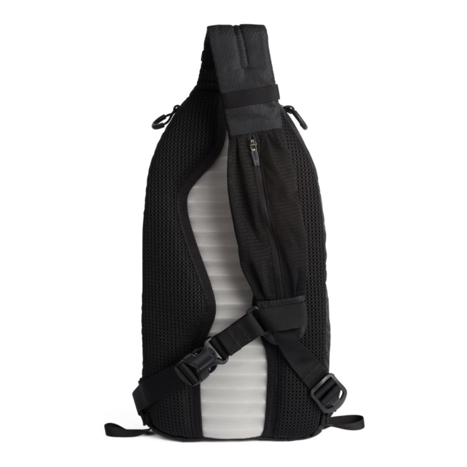 Merrell Crest Eco Dye 8l Sling Fekete